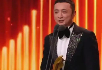 离过年不到两月，42岁尼格买提高调官宣喜讯，前妻帕夏古丽后悔吗