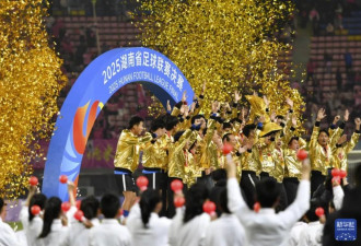 送车耍赖女老板获力挺？网友：别死揪不放！