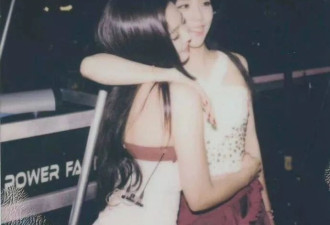 Jennie晒金智秀庆生合照！两大女星美得让人窒息