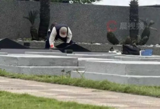 具俊晔新年赴墓地陪伴大S 擦拭墓碑神情落寞