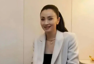 陶虹罕曝近况,生图满脸褶个子矮还壮硕,戴祖母绿耳坠像大妈气质