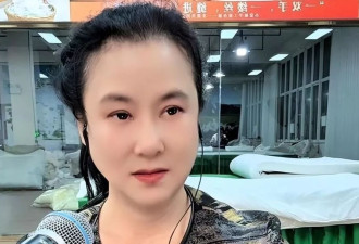 王小华离婚时在法庭上问女儿:你跟谁?女儿回答:跟爸爸