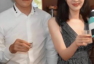 她是王石大女儿，比后妈年龄还大，坚持不婚