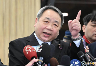日华裔参议员石平抵达台湾 一句话打脸北京