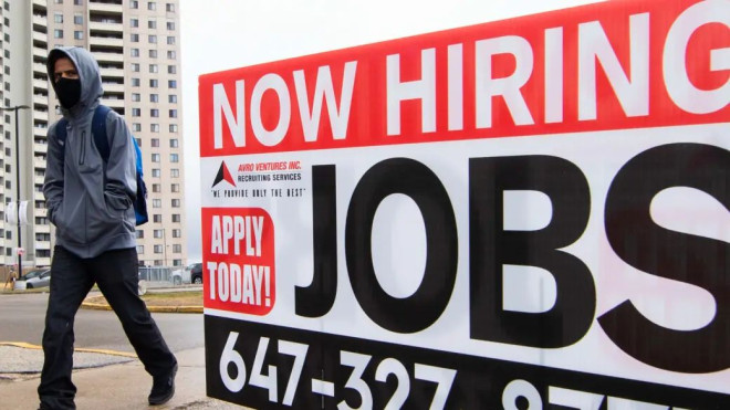 Hiring managers surveyed remain 'cautious' about the 2026 job market - National | Globalnews.ca