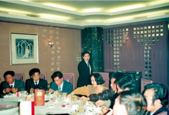 中国顶级贪官之子出逃多年 还把女儿送进政坛