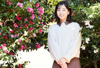 日本最美佳子公主秀照，白针织配立领秀气，爱跳舞玩叛逆31岁单身