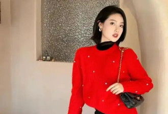 “红色”大衣与毛衣 穿出高级时髦感毫不费力