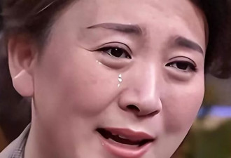 闫学晶哭穷风波没过几天，老搭档冯巩惨遭波及
