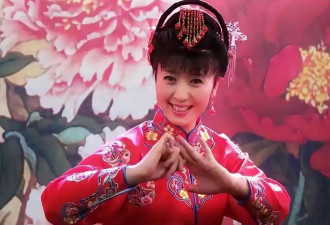 闫学晶哭穷风波没过几天，老搭档冯巩惨遭波及