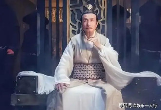 央视点名！蔡明也没想到，退出春晚15年，老搭档巩汉林因一举动再次口碑暴增