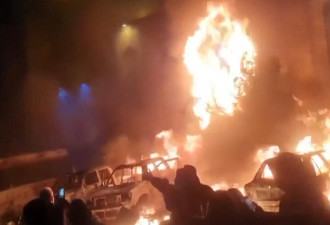 伊朗抗议继续 互联网关闭 哈梅内伊发警告