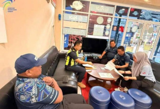 中国男游客拖曳玳瑁捏死海兔掰断珊瑚 被警告