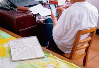 回到小镇，我为“等死的”老人寻找精神出口