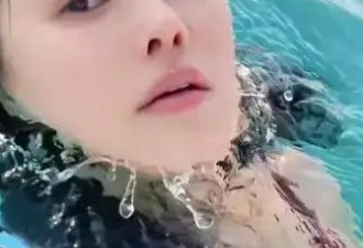 伊能静再婚11年首晒沙漠泳池比基尼照，腰臀曲线引热议，没给庾澄庆留体面