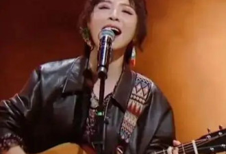 她被称为“最惨超女”,34岁生子后住5平米的小屋