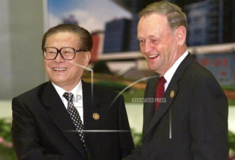 总理卡尼访华背景：加拿大与中国关系50多年演变回顾