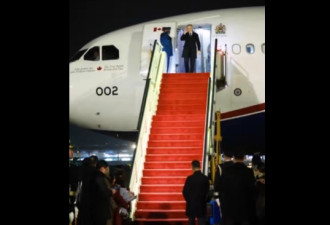 加拿大总理卡尼抵京，将会晤习近平，关税、能源、贸易影响华人