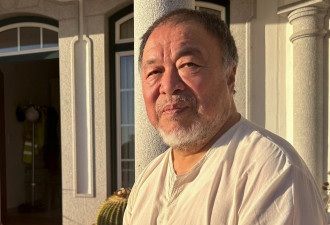 异议艺术家艾未未10年后返京 大赞中国 舆论炸了