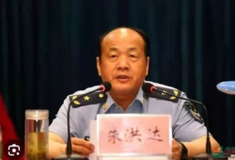 他认罪睡过所有“像点样的”女下属 一句话点众怒