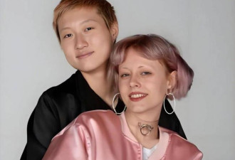 成龙女儿吴卓林结婚现场曝光，与爱人牵手甜笑