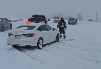 冬季风暴升级！多伦多降雪高达40厘米，GO火车撞上除雪车