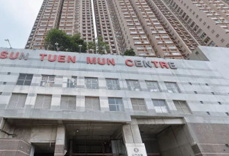 香港惊传随机攻击 男持刀挥砍 挟人质遭当场击毙