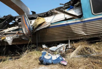 泰国再发生起重机倒塌事故2人死亡，前一天死32人