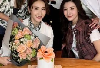 63岁许晋亨陪李嘉欣和名媛闺蜜庆生，结婚17年...