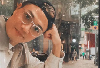 香港知名女星侄子疑出柜，依偎俊男怀抱，高调...