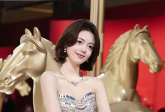 从国民闺女到轻熟女神！赵今麦写真露出事业线太性感撩人