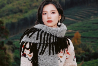 张婧仪英伦风穿搭分享，廓形与格纹的巧妙配合，高级、摩登