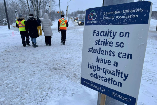 Members of the Laurentian University Faculty Association (LUFA) and supporters are seen on the picket lines Jan. 19, 2026.