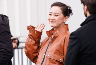 瘦成这样！贾玲与马龙同框看秀 两人穿搭时尚气场全开