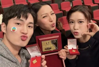 TVB力捧小花获颁10年服务金牌！曾被指私生活混乱