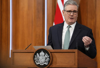 特朗普称北约在阿富汗袖手旁观 英首相: 这是侮辱