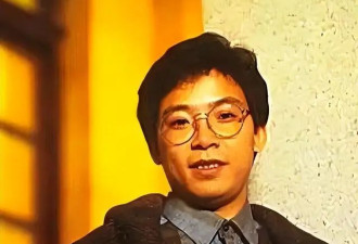因春晚唱了一首歌，被封杀14年，如今身价过亿，却无偿捐给祖国