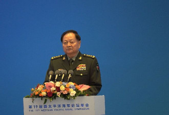 “未来决策将完全根据大大一个人的情绪好坏走”