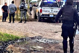 突发：足球场爆无差别袭击 至少酿11死 嫌犯在逃