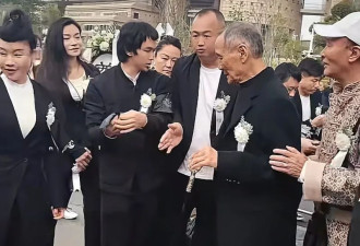 梁小龙出殡成闹剧 经纪人疑似与他妻儿闹翻