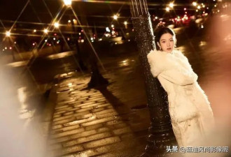 周也 Dior 高定首秀：白裙焊住巴黎夜色，优雅氛围感直接拉满