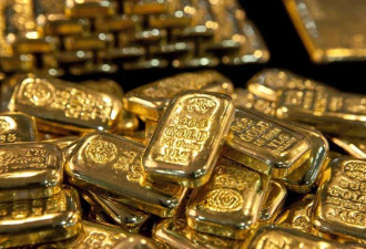 被川普乱流吓坏 金价首破5000 避险资金全面涌入