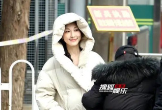 央视春晚二次联排 秦海璐刘涛亲和力十足 44岁薛凯琪嫩如少女