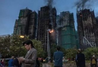 宏福苑大火两个月:重觅家园路在何方?灾后重建难题待解
