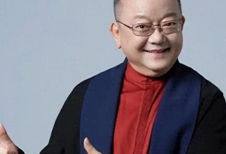被传卖掉四合院移民美国的王刚，已经走上了另一条路