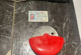 明州男冒充FBI 带刀叉劫狱？解救CEO枪手曼乔尼