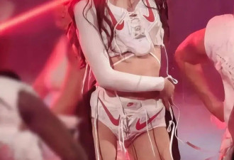 Lisa“耐克风”惊艳亮相，代言女王被审判了