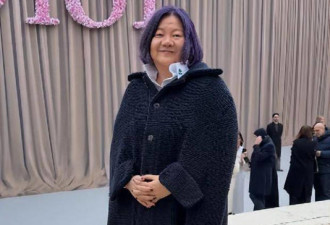 巴黎这一夜 被“又老又胖”的洪晃惊艳