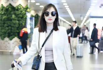 “马蓉”离开王宝强9年后更美了,穿短裤秀豆腐腿
