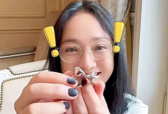 51岁周迅幕后照片曝光！白发明显脸圆了一圈